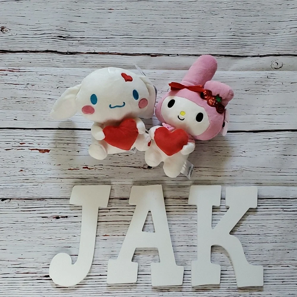 🆕️ HELLO KITTY AND FRIENDS CINNAMOROLL & MY MELODY VALENTINE PLUSH 🤍💕